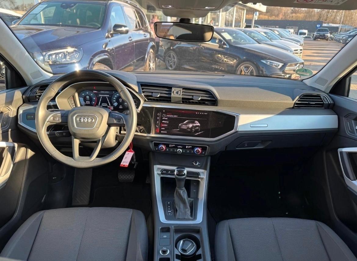 Audi Q3 Sportback 35TDI S-TRONIC S-LINE