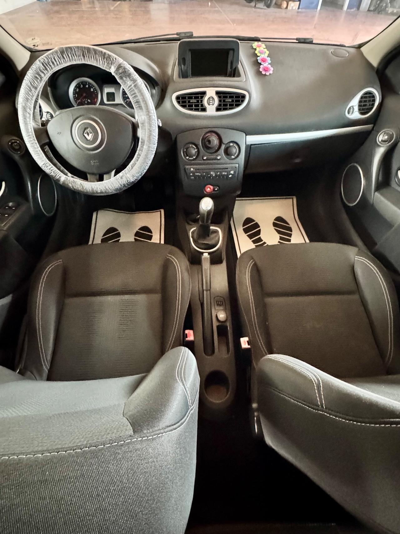 Renault Clio 1.2 16V 5 porte GPL Dynamique