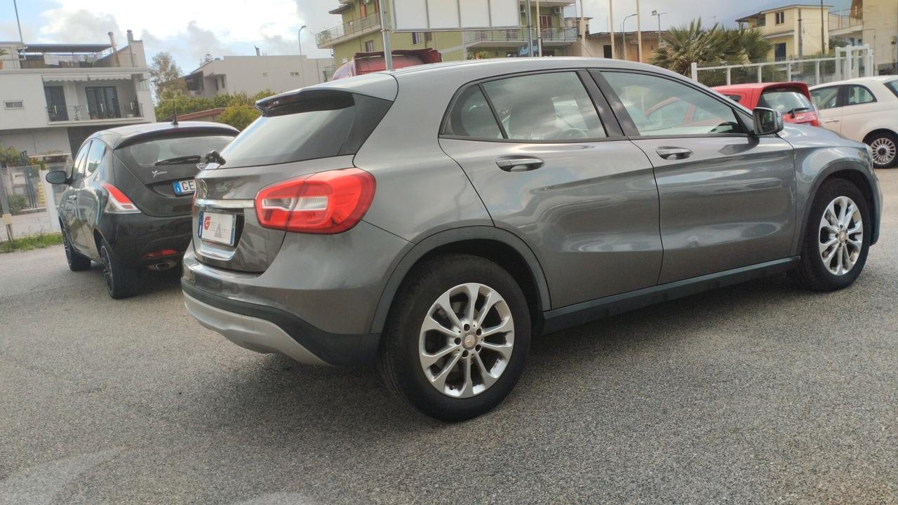 Mercedes-benz GLA 180 GLA 180 CDI Automatic Premium