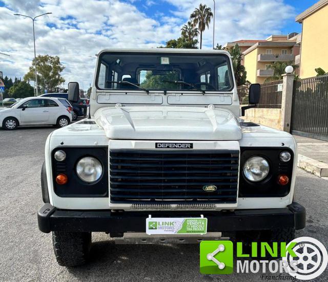 LAND ROVER Defender 110 2.5 Td5 cat S.W. County