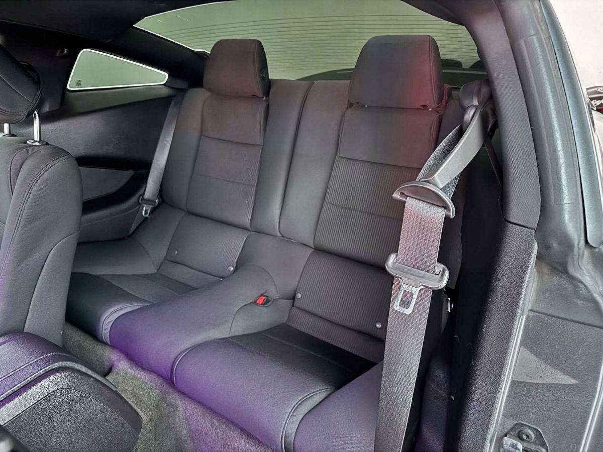 FORD - Mustang - V6 Premium Coupé