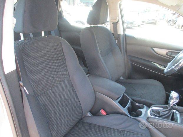 Nissan Qashqai QASQHAI 1.2 115CV E5 139000 KM CERT
