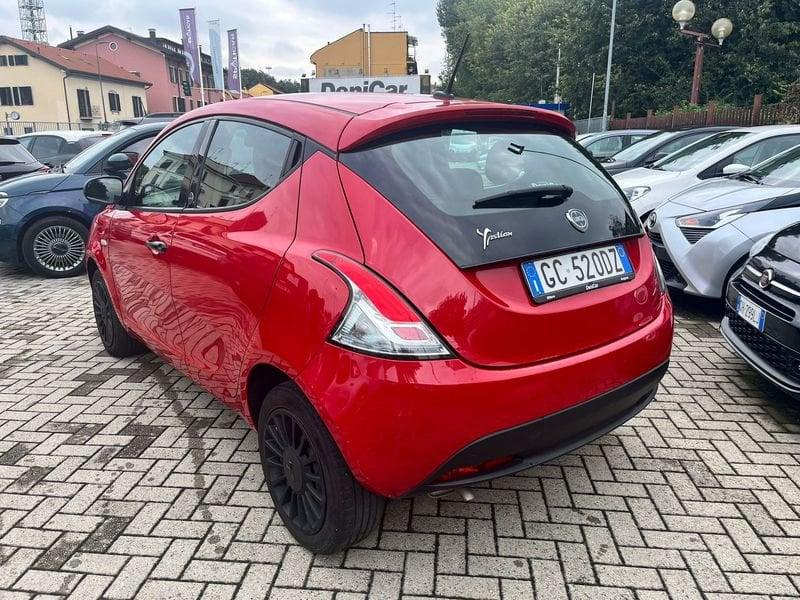 Lancia Ypsilon 1.2 69 CV 5 porte GPL Ecochic Silver