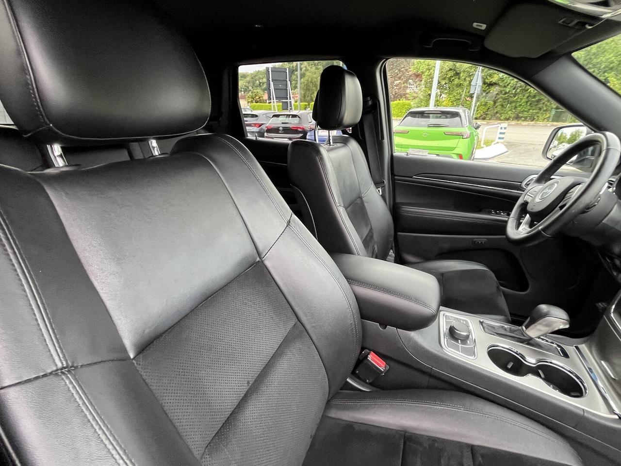 JEEE GRAND CHEROKEE 3000 TDI 4X4 AUT. NIGHT EAGLE