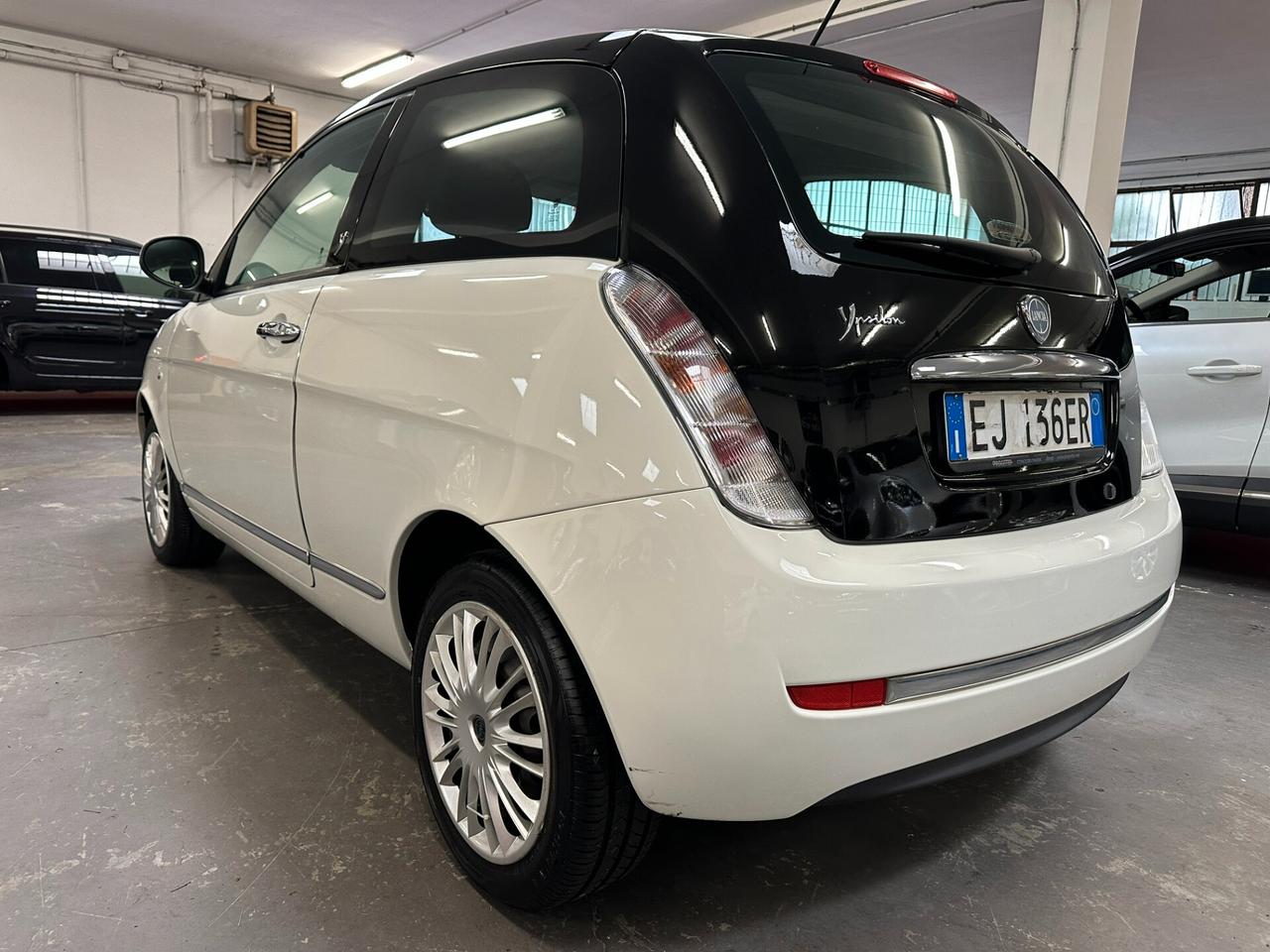 Lancia Ypsilon 1.2 69 CV Platinum