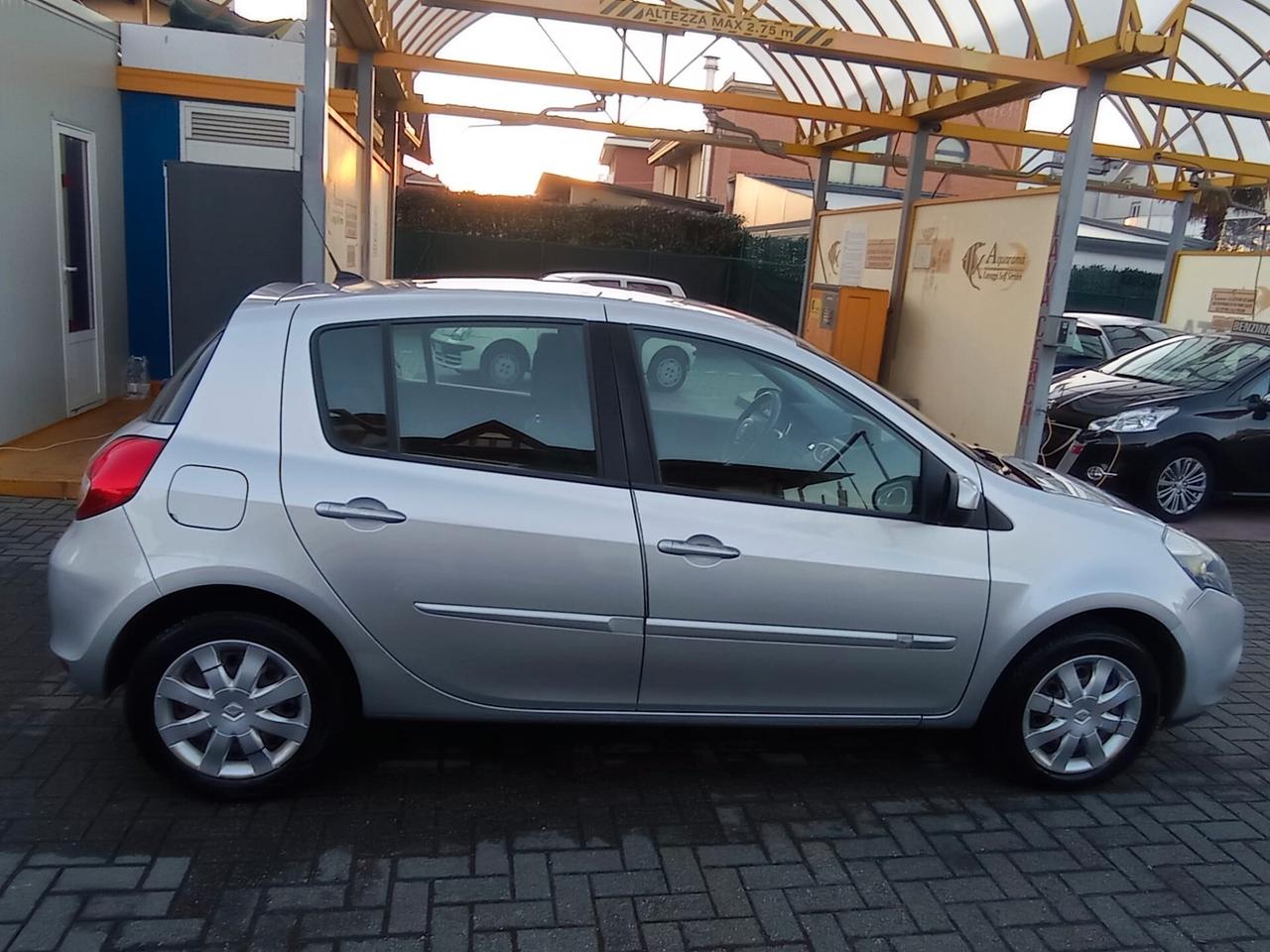 Renault Clio 1.2 16V TCE 100CV 5 porte Luxe