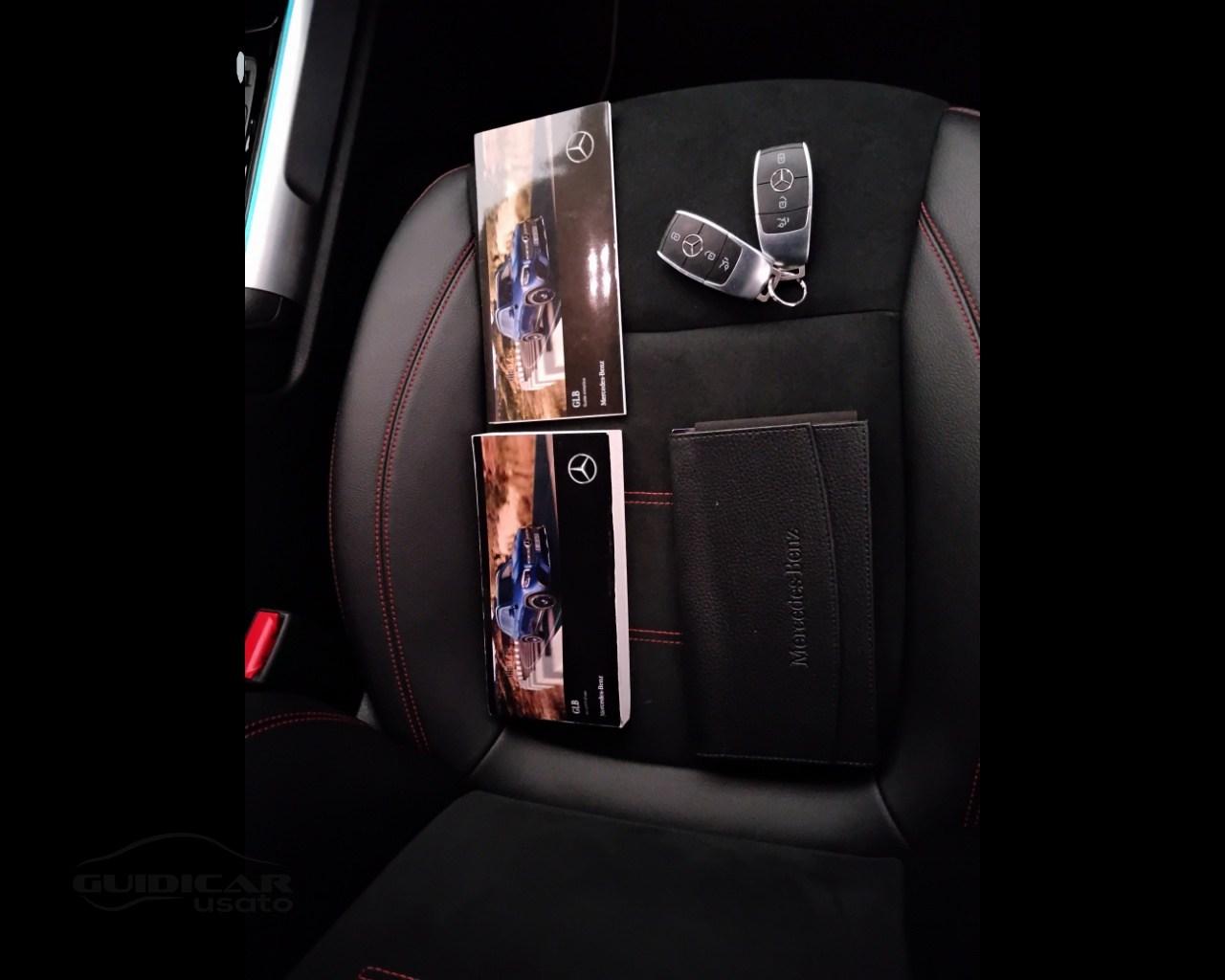 Mercedes-Benz GLB - X247 2019 - GLB 180 d Premium auto