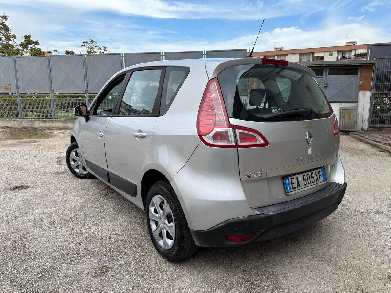 Renault Scenic Scénic X-Mod 1.5 dCi 110CV Dynamique