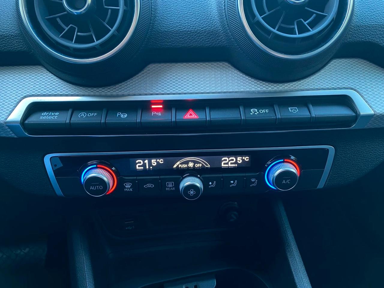 Audi Q2 30 TDI S tronic Business