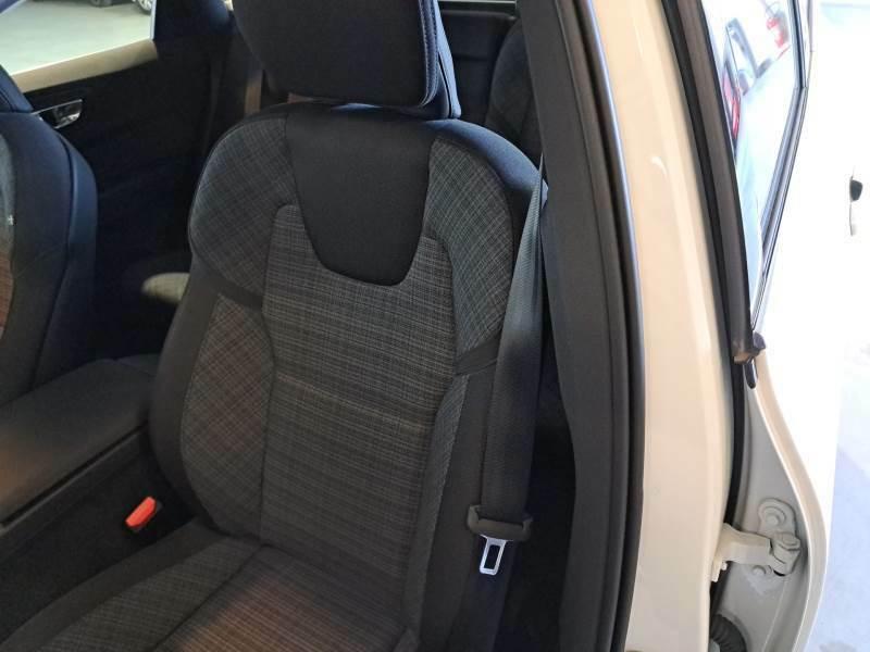 VOLVO XC60 B4 D automatico Core