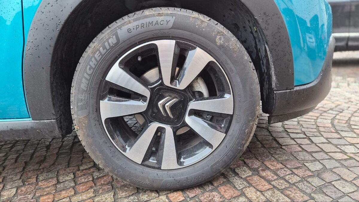 Citroen C3 1.2 puretech Shine s&s 83cv neopatentati