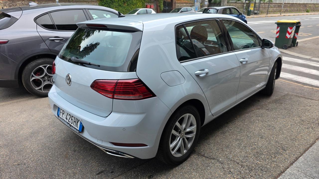 Volkswagen Golf 1.0 TSI 110 CV 5p. Trendline BlueMotion Technology