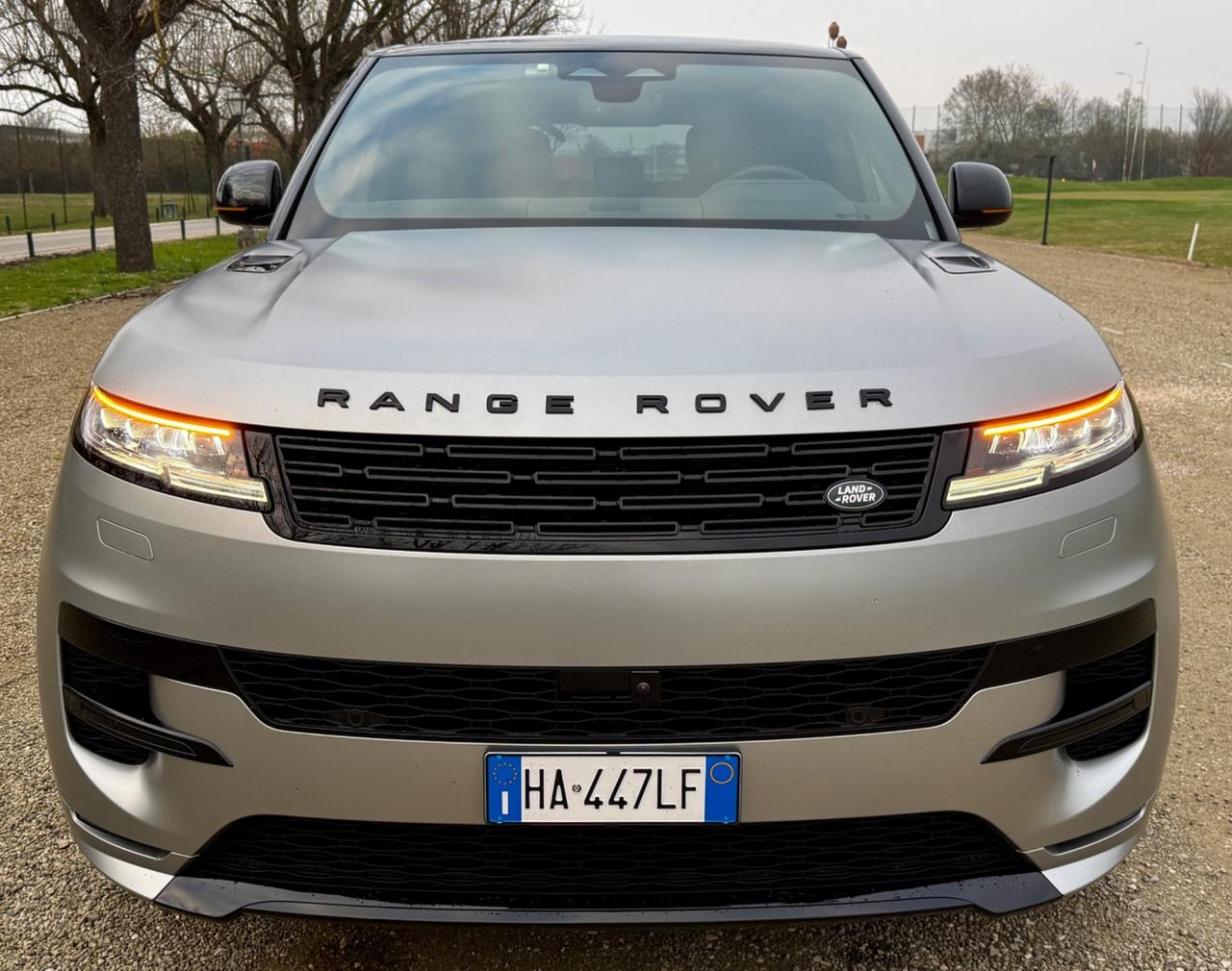 RANGE ROVER Sport 3.0 I6 PHEV 460 CV - LEASING LEGGERE BENE