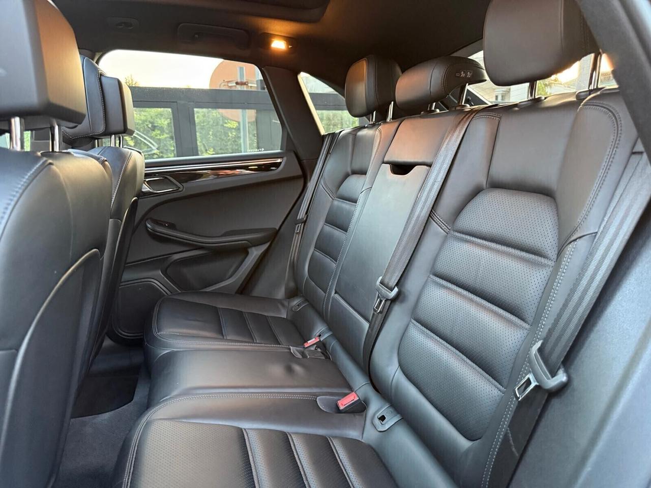 Porsche Macan S Diesel 3.0 V6 258 CV AUTOMATICO PDK - TETTO - NAVI - PELLE