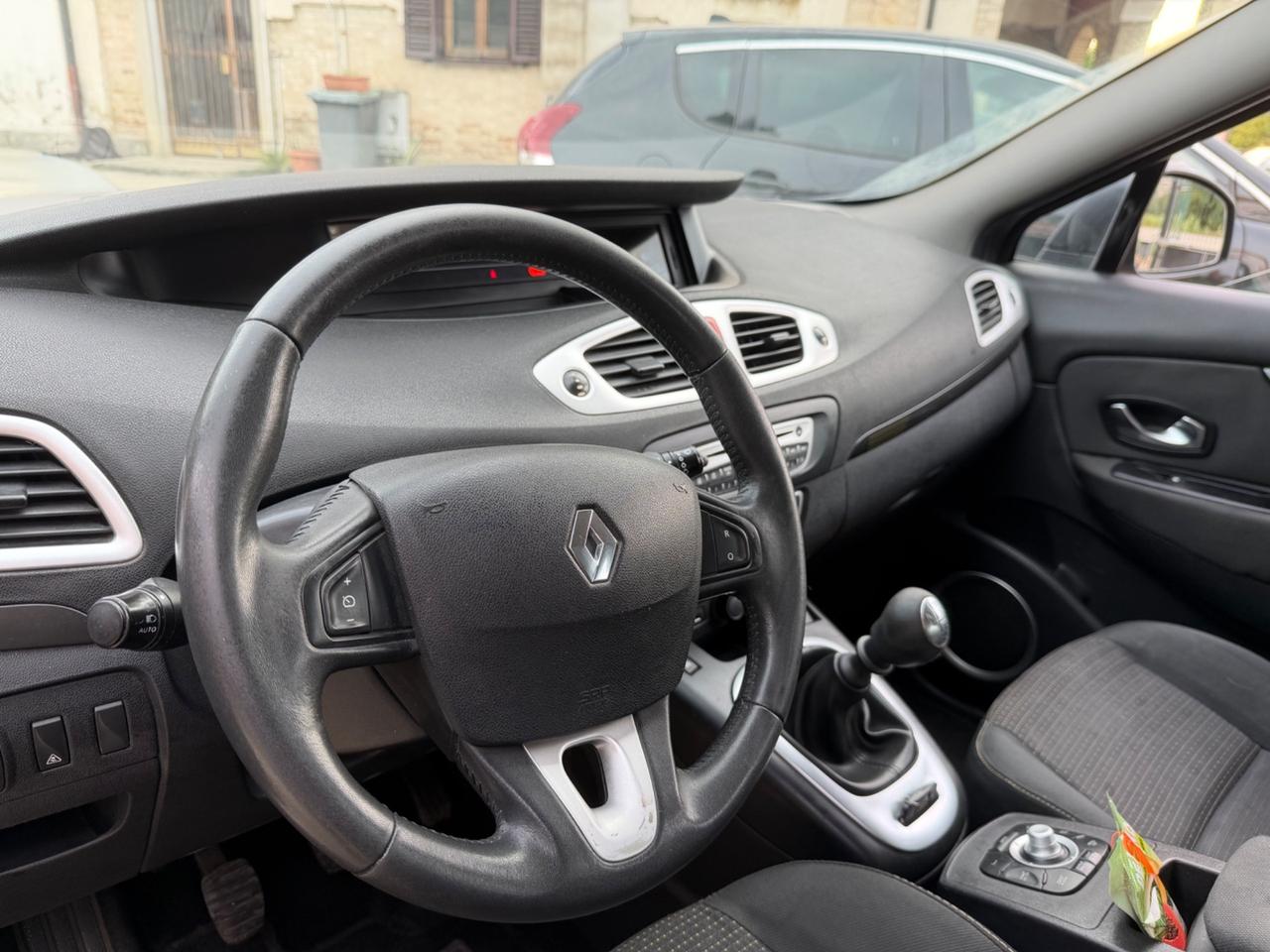 Renault Scenic Scénic X-Mod 1.5 dCi 110CV Luxe
