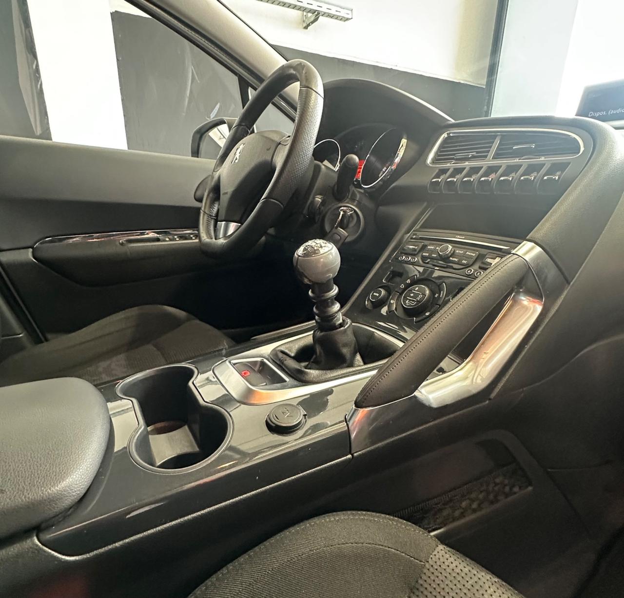 Peugeot 3008 1.6 HDi 110CV Tecno