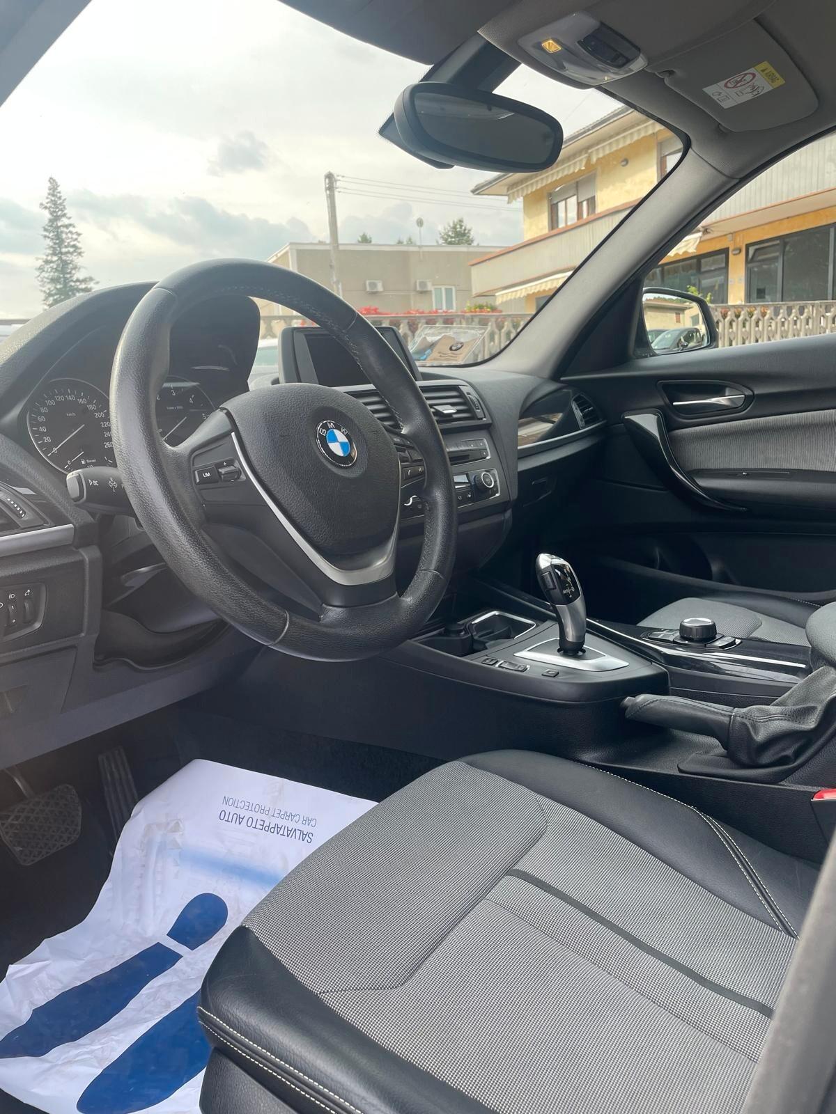 Bmw 118 118d 5p. Urban