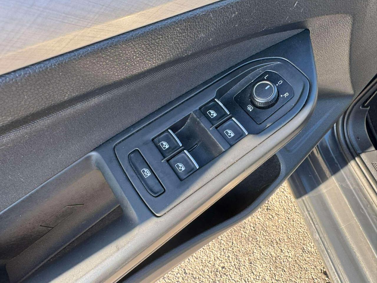 Volkswagen Golf 1.0 TSI EVO Life-2021