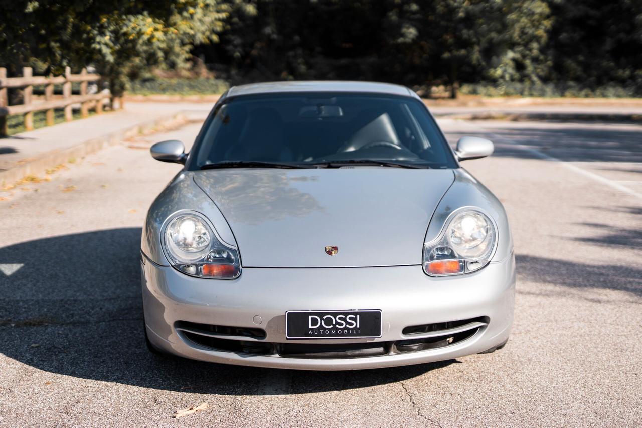 Porsche 911 Carrera cat Coupé