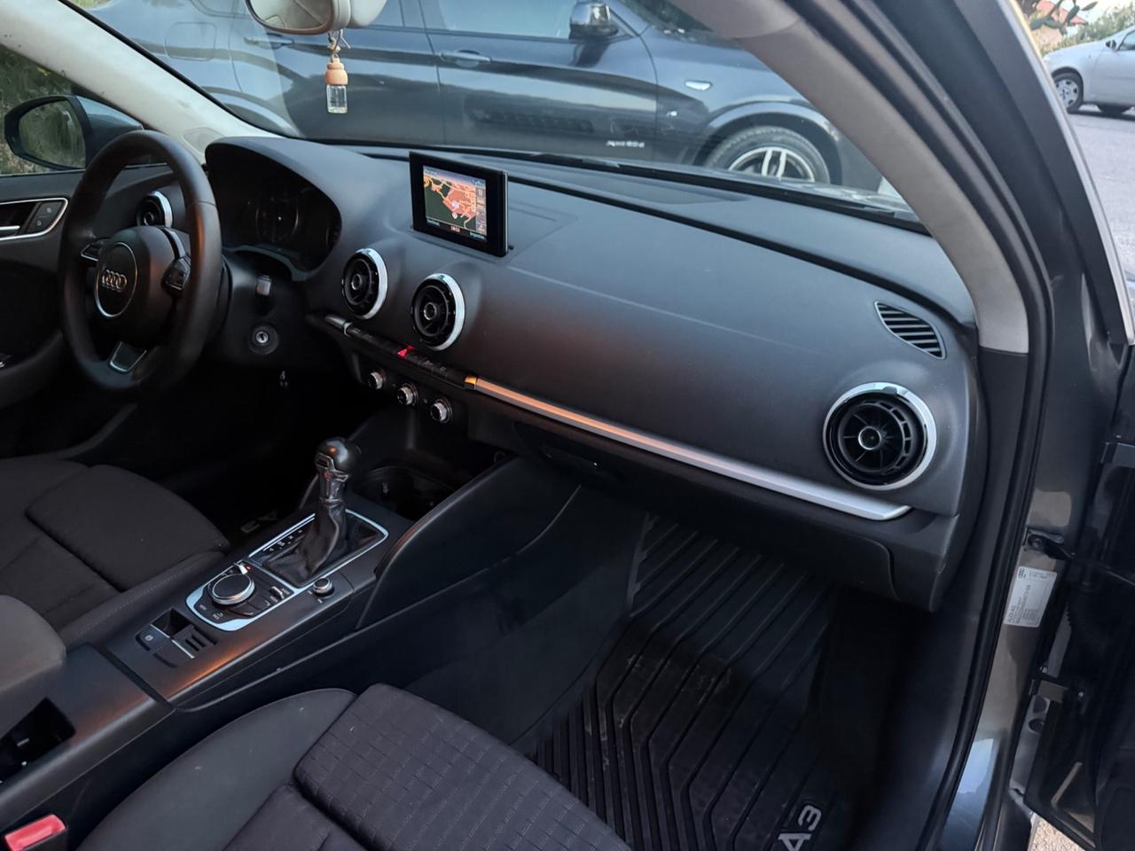 Audi A3 SPB 2.0 TDI S tronic Ambiente