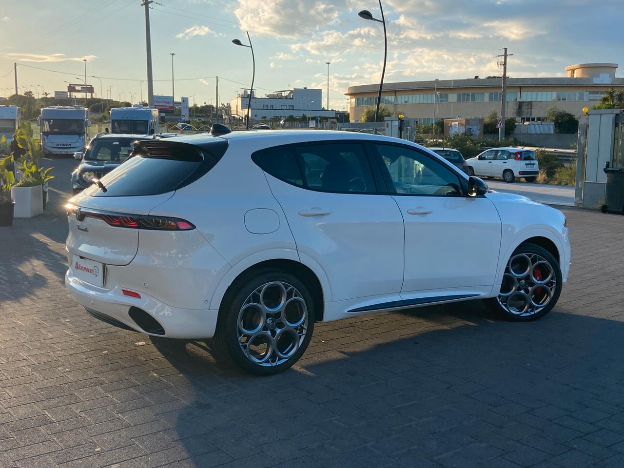 Alfa Romeo Tonale 1.5 mhev Tributo Italiano 160 CV KM 0