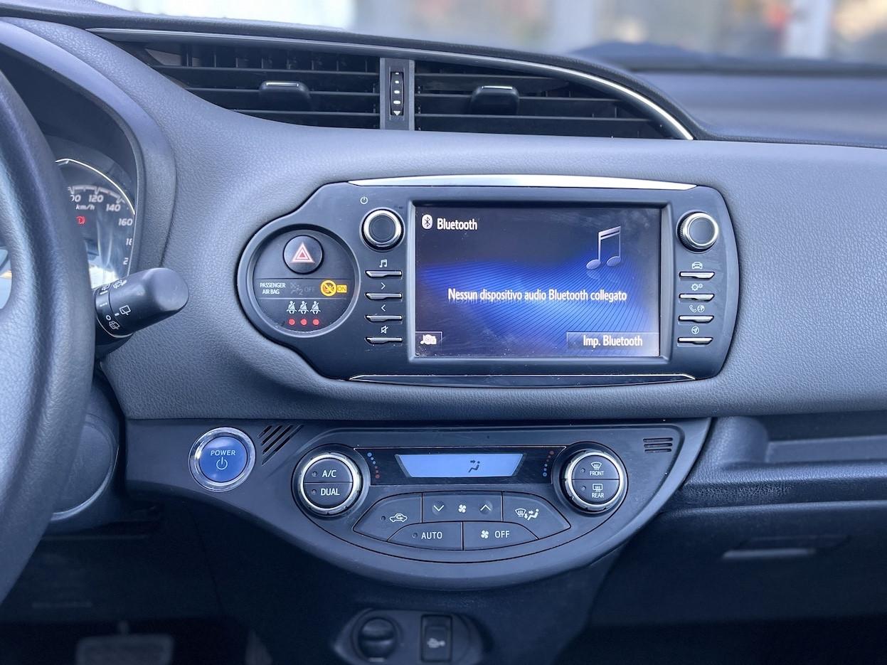 Toyota Yaris 1.5 Hybrid 73CV E6 Neo. Automatica - 2018