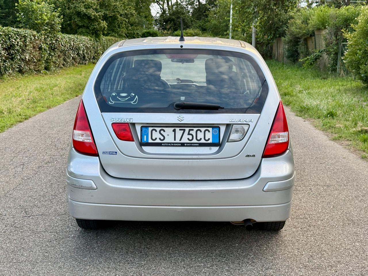 Suzuki Liana 1.6i 4x4 Benzina