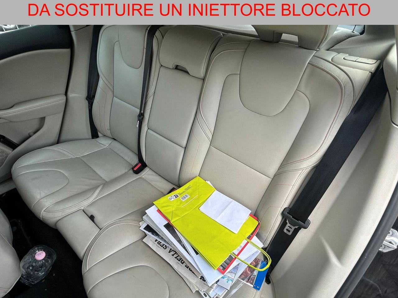 Volvo V40 Cross Country 2.0 d2 geartronic - ANCHE PER NEOPATENTATI