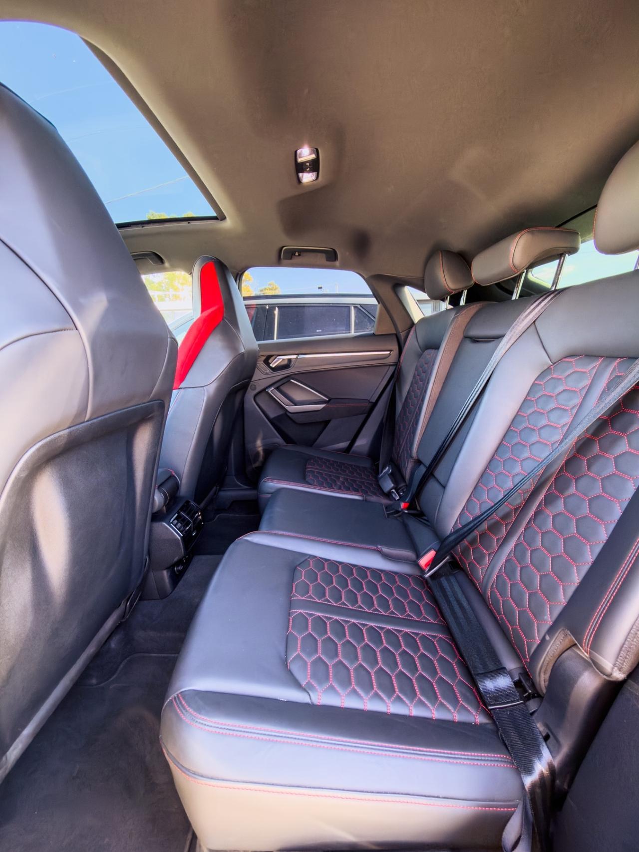 Audi RS Q3 Sportback 2.5 TFSI quattro - IVA DED. - 13.000KM