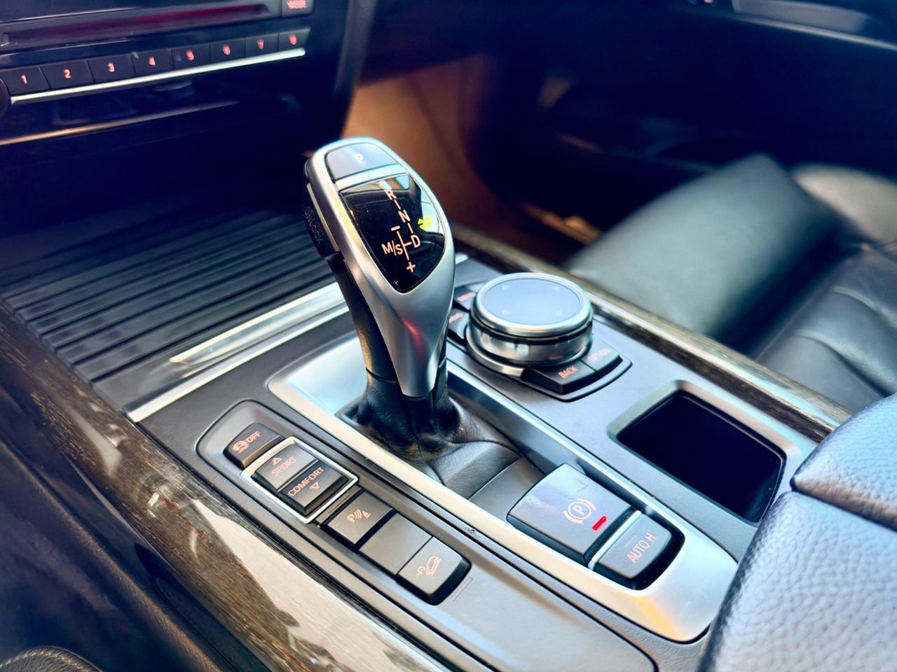 Bmw X5 xDrive30d 258CV E6 7 Posti