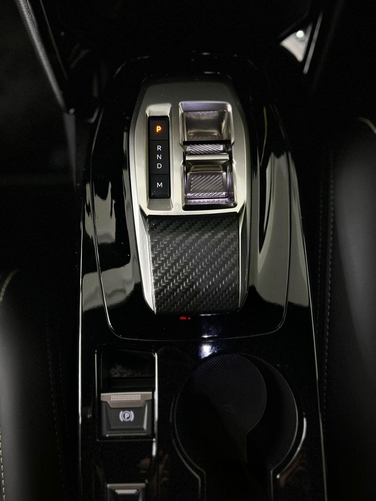 Peugeot 208 Hybrid 145 e-DCS6 GT