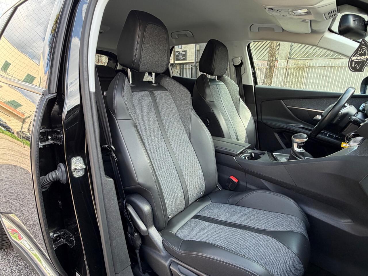 Peugeot 3008 BlueHDi 130 S&S Allure