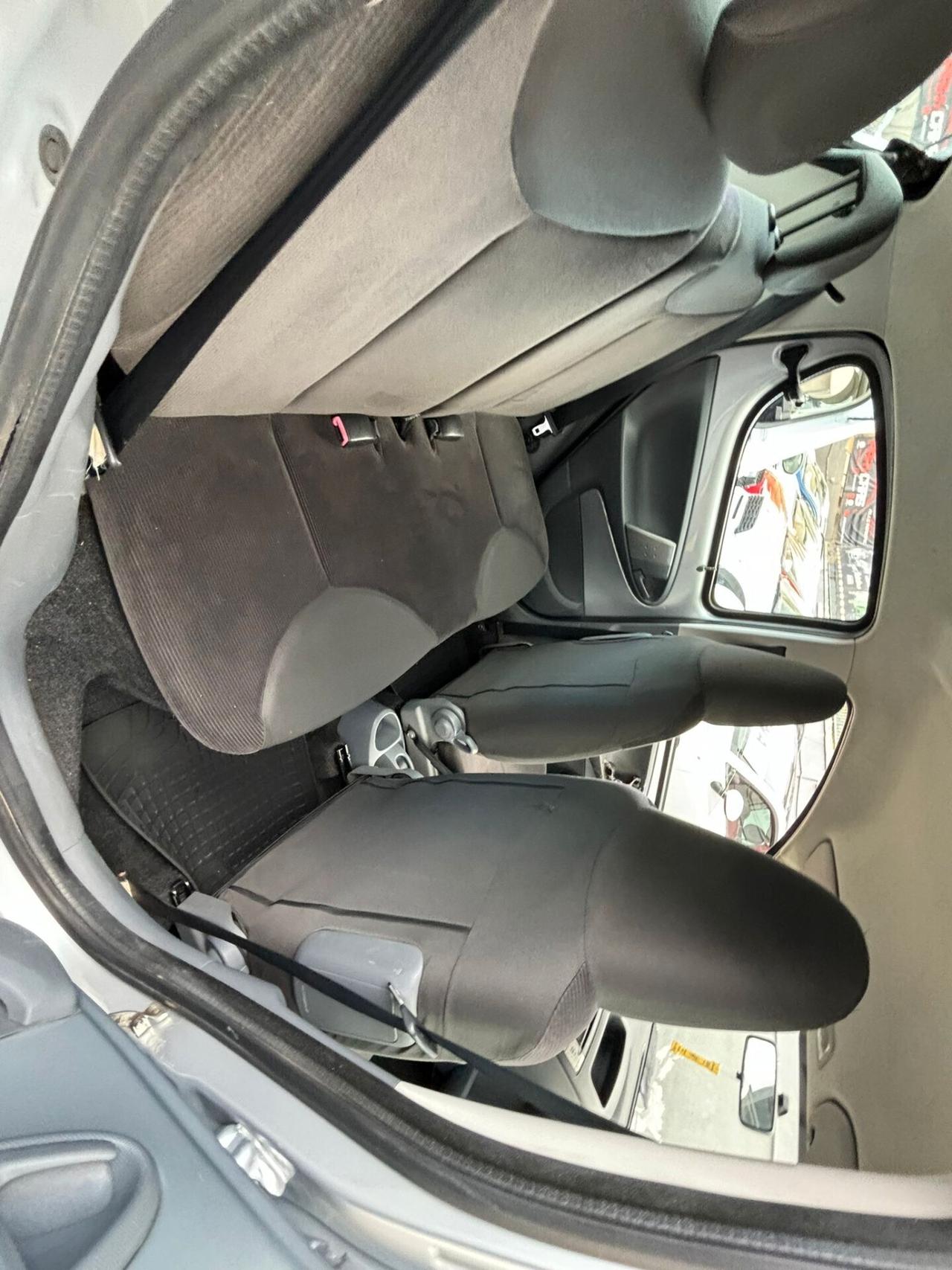 Citroen C1 1.4 HDi 55CV 5 porte airdream AMIC1 TARGADEMOLITA DAASSICURARE POLACCA