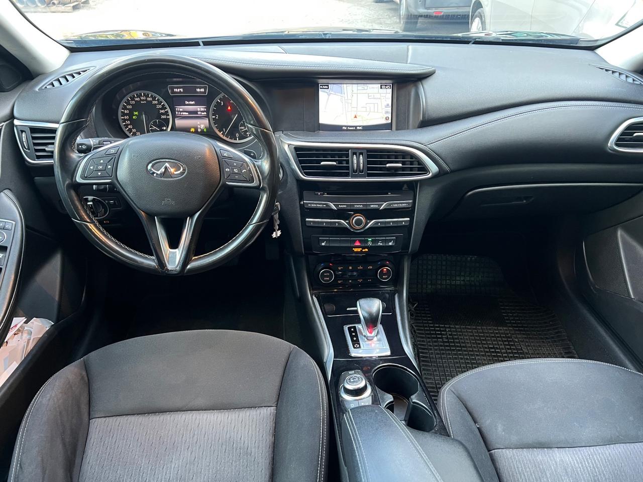 Infiniti Q30 2.2 diesel DCT AWD Premium Tech