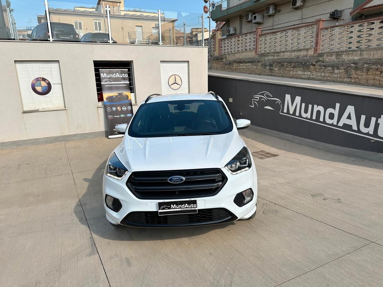 Ford Kuga 1.5 TDCI 120 CV S&S 2WD ST-Line