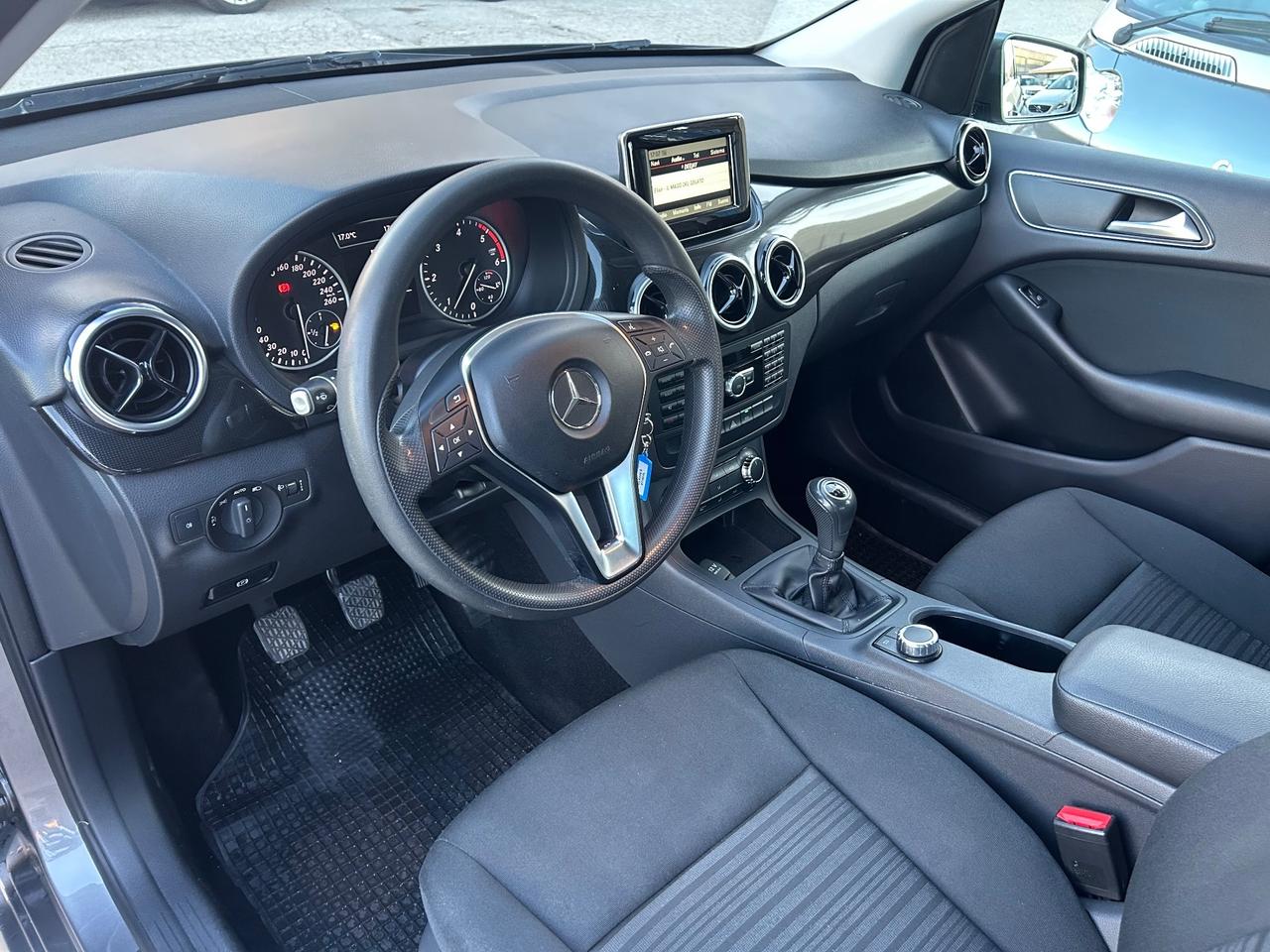 Mercedes-benz B 180 1.5 Diesel 110 cv 2014