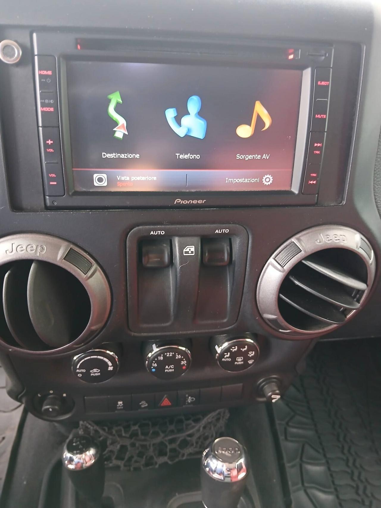 Jeep Wrangler 2.8 CRD DPF Cabrio Auto SPORT