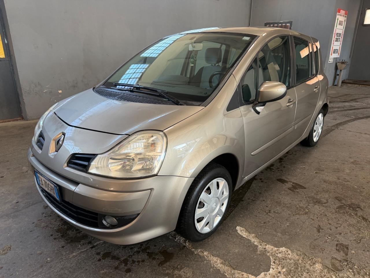 Renault Modus 1.2 16V Dynamique