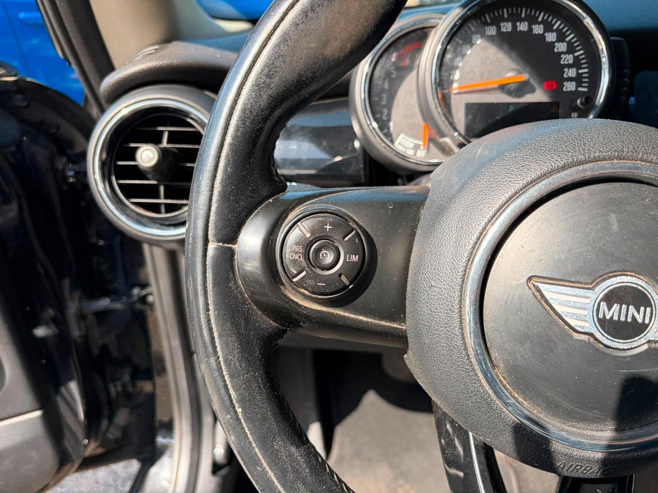 Mini Cooper 1.5 Aut.