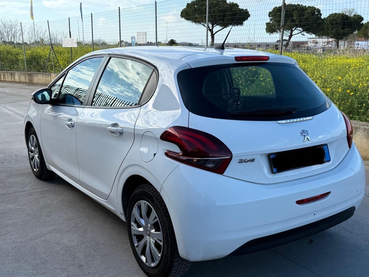 Peugeot 208 BlueHDi 100 S&S 5p. Mix