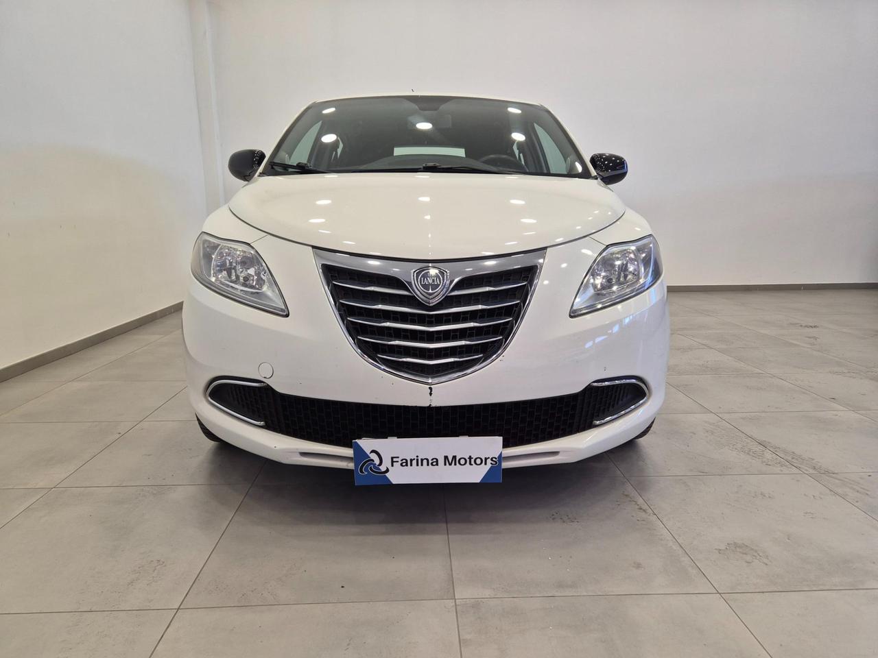Lancia Ypsilon 5p 1.2 Silver 69cv - NEOPATENTATI - UNIPROPRIETARIO - Clima - Radio CD