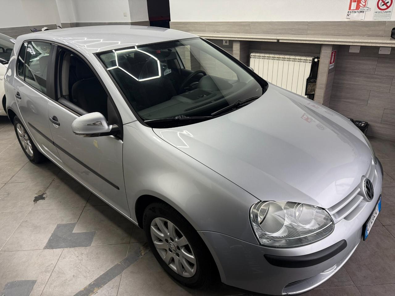 Volkswagen Golf 1.6 16V cat Variant Comfortline