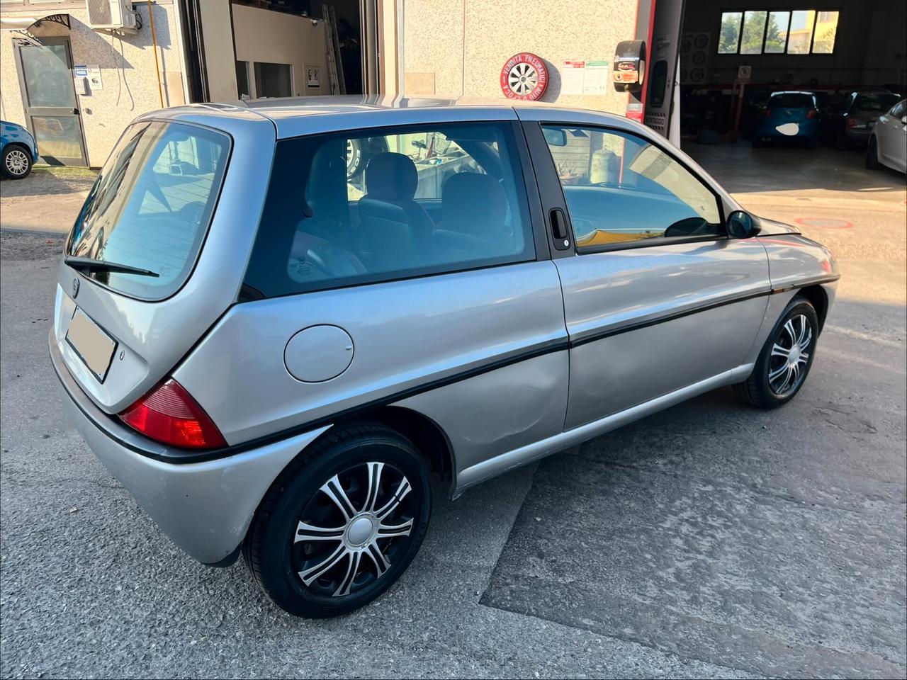 Lancia Y 1.2i cat LS