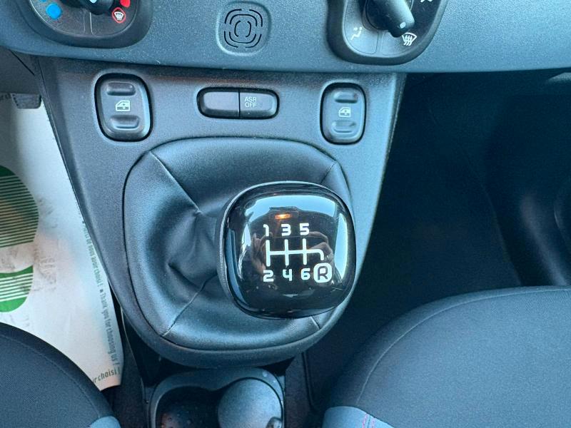 Fiat Panda 1.0 hybrid Easy Connect s&s 70cv ADATTA NEOPATENTATI