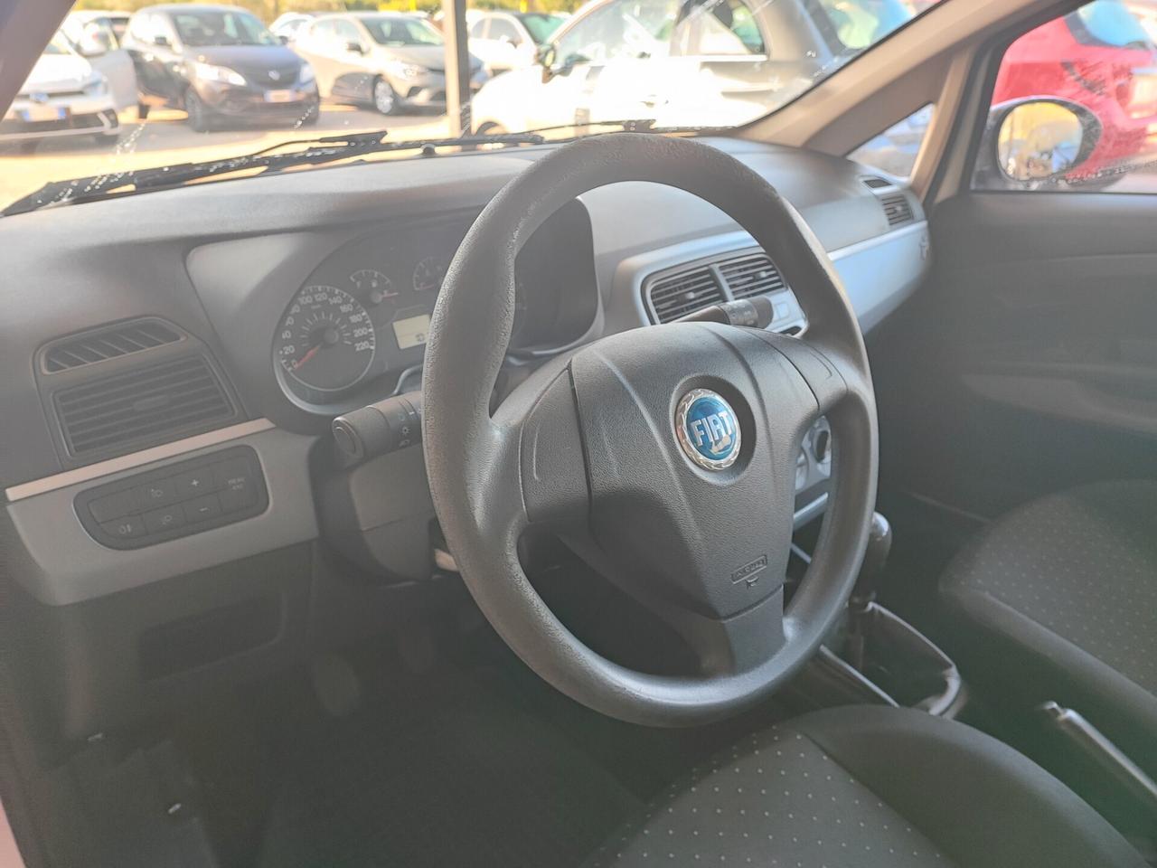 Fiat Punto 1.3 MJT 16V 5p. 4p.ti Active Van AUTOCARRO