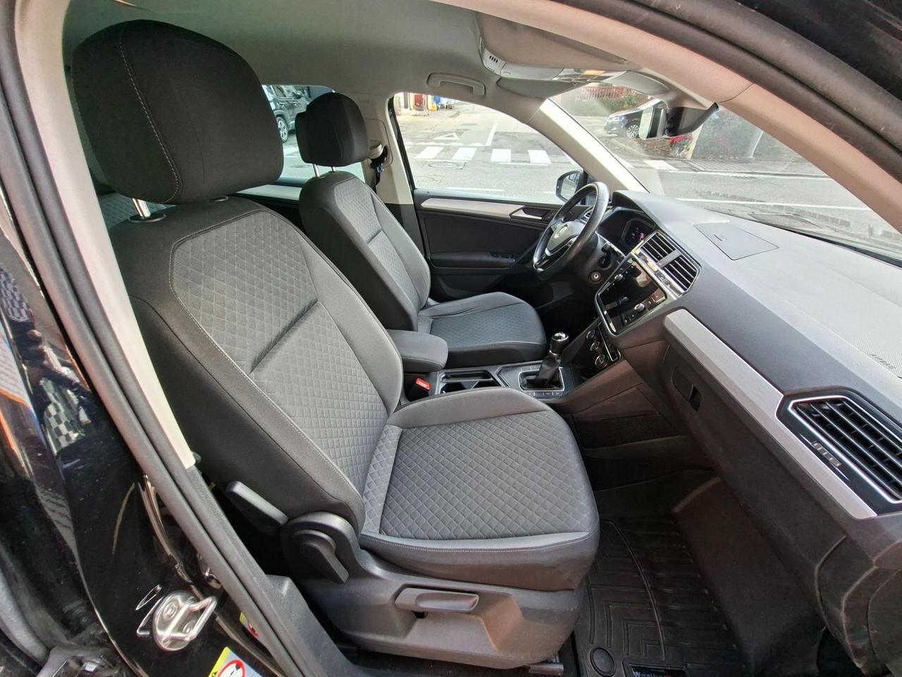 Volkswagen Tiguan 1.5 tsi Style 130cv R-line