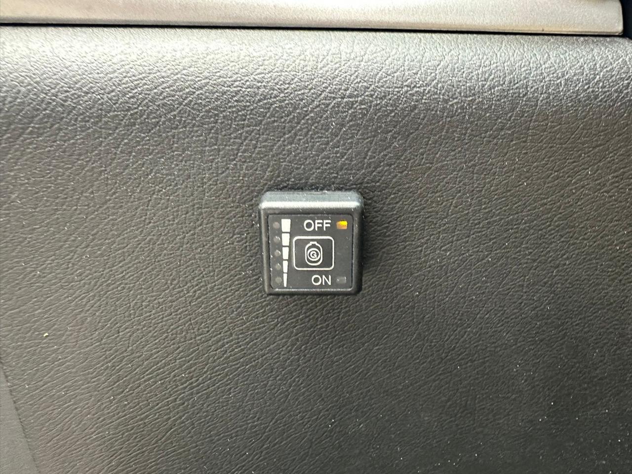 Lancia Ypsilon 1.4 GPL nessun limite di circolazione area B - ok Neopat