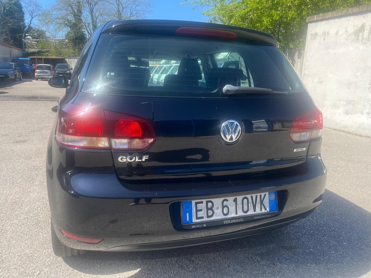 Volkswagen golf 5p-1.6 gpl - high Line-2010