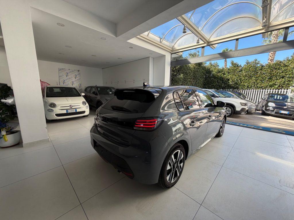 Peugeot 208 Hybrid 110 e-DCS6 Allure da €199,00 mensili