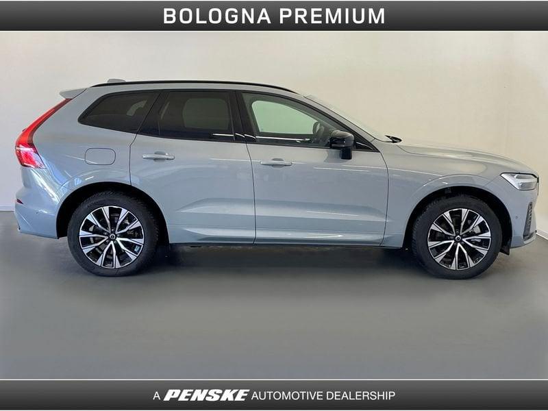 Volvo XC60 B4 automatico Plus Dark